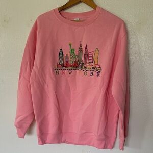 Pink New York Skyline Sweatshirt Size: 2XL